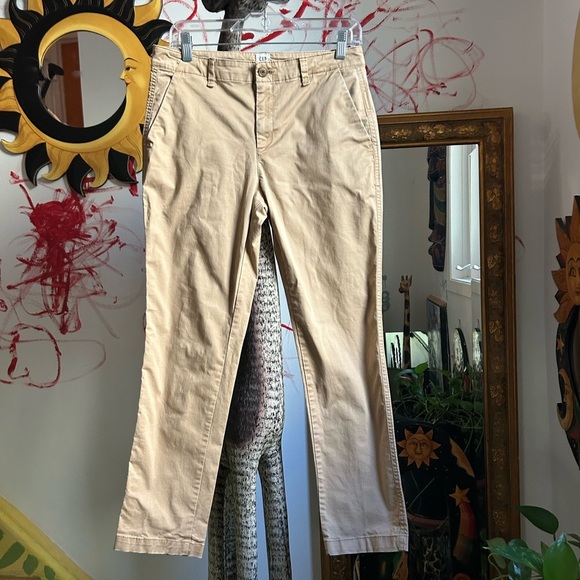 GAP Women’s  Khaki Chinos 4 - Picture 1 of 16